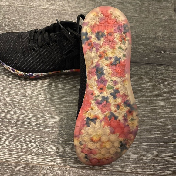 Nobull Women’s Floral Trainer - Picture 4 of 4